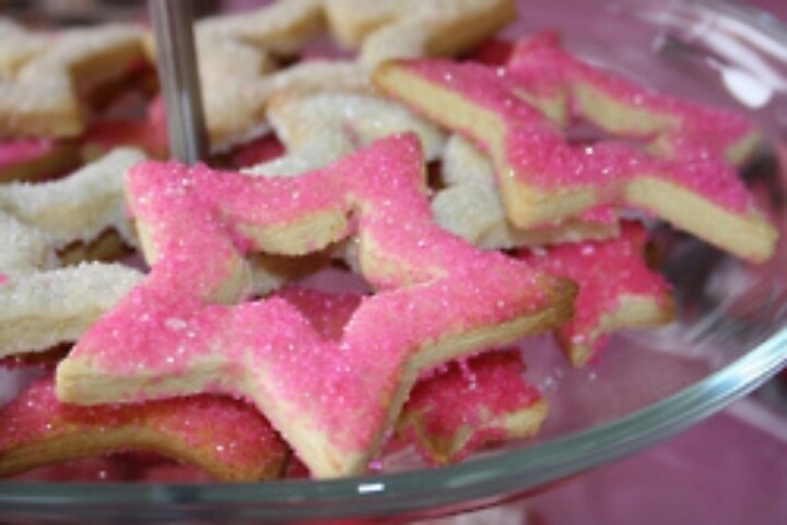Rožiniai kalėdų meduoliai-žvaigždutės