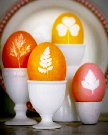 Kiaušiniai marginti lapeliais